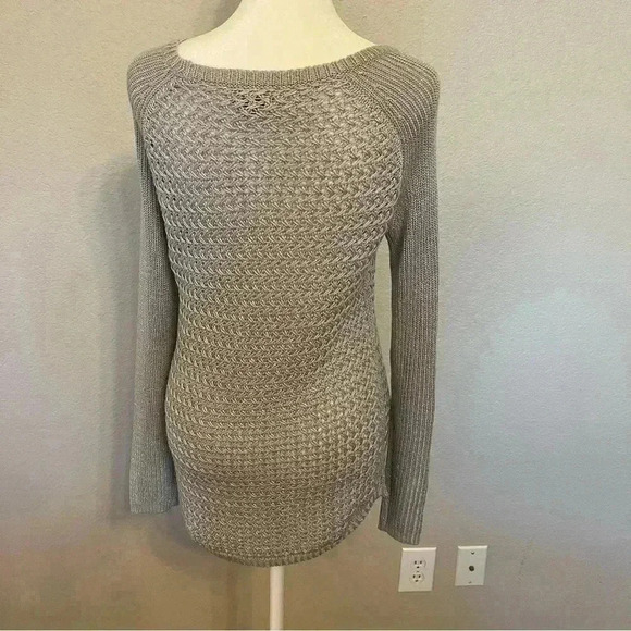 Apt. 9 gray and sparkly silver long scoop neck sweater size small - Picture 6 of 13